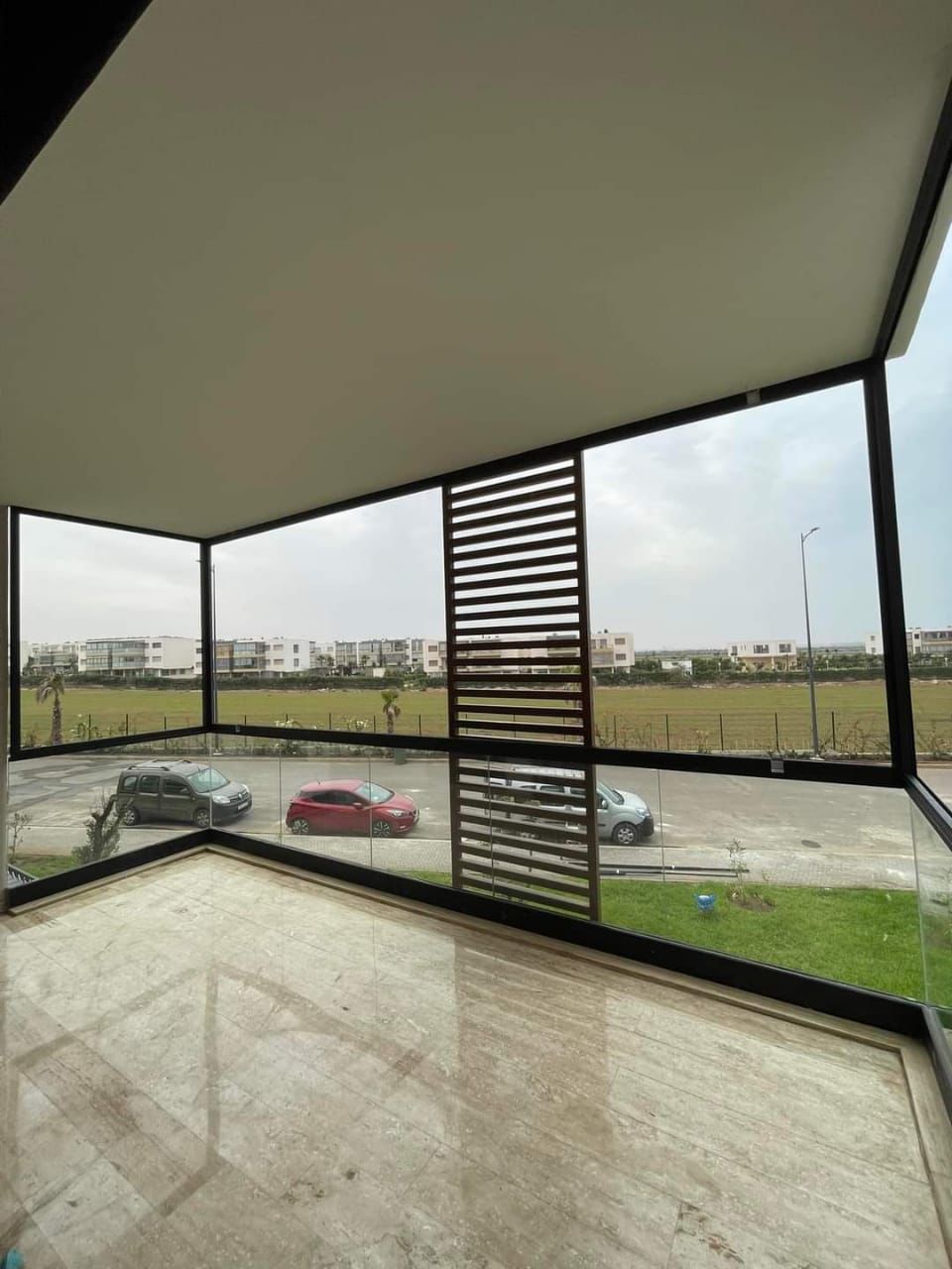 Garde-corps en verre pour balcon